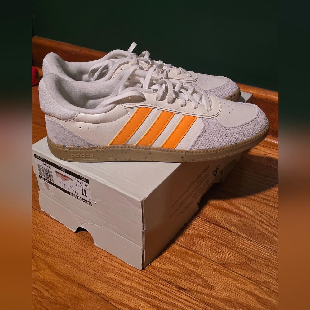 adidas Breaknet Women's Sneakers Size 11 Brand New In Box